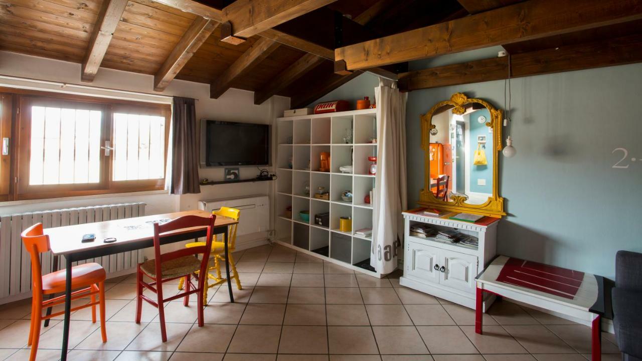 Mansardine Metropolitane Apartment Brescia Ngoại thất bức ảnh