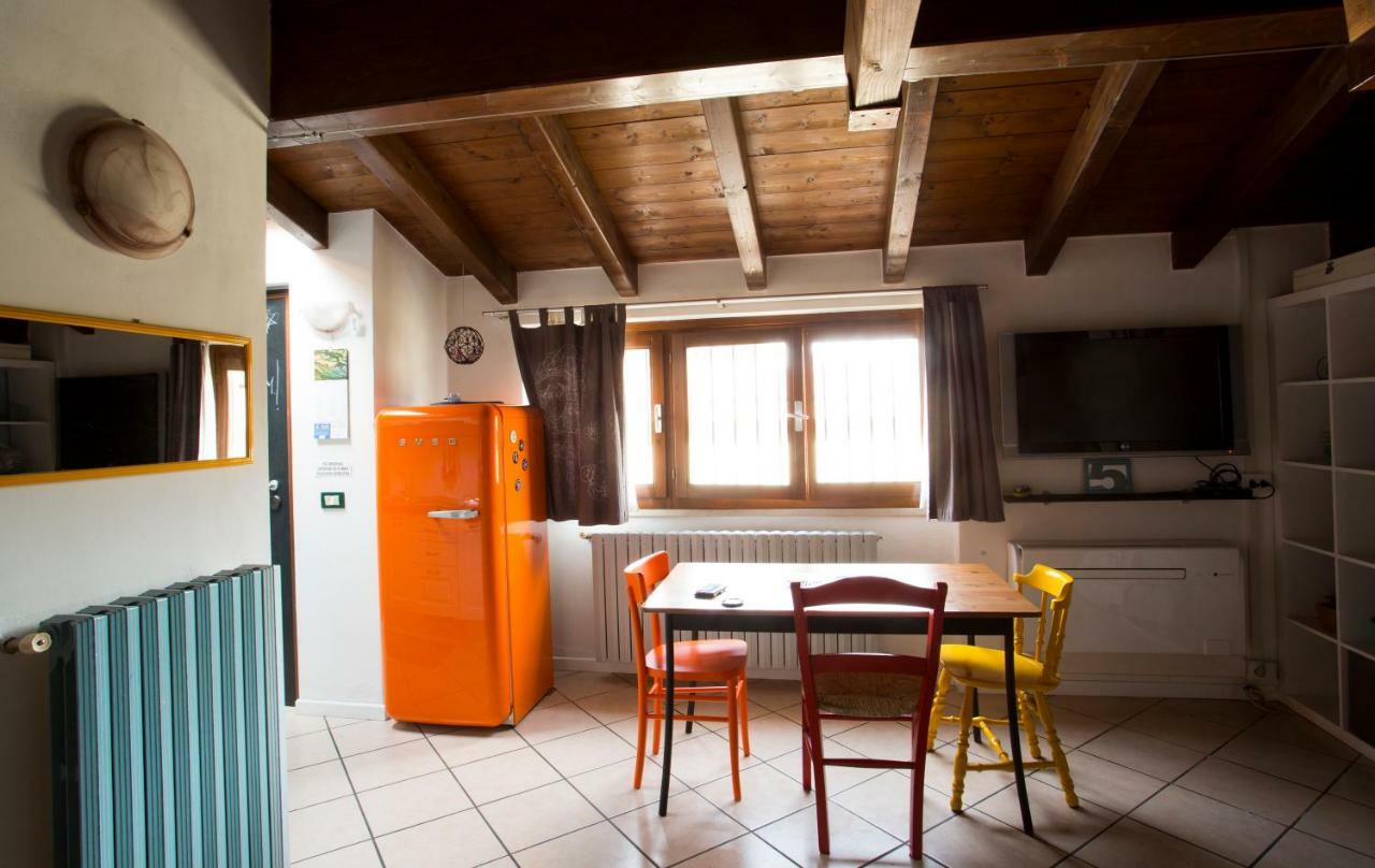 Mansardine Metropolitane Apartment Brescia Ngoại thất bức ảnh